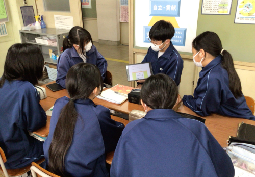 自分の成長を語る「生き方交流会」