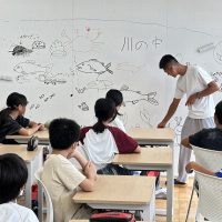 ５年生　落ち鮎へ興味津々（わかあゆ学）