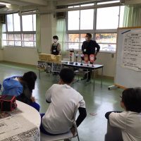 岐阜提灯絵付け体験に集中！６年生