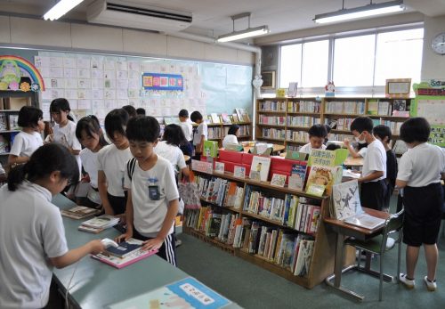 図書館まつり開幕（6月23日）