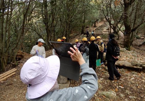 ５年金華山登山＆手話体験（12月5日）