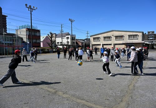 ６年生と５年生が遊ぼうの会（2月26日）