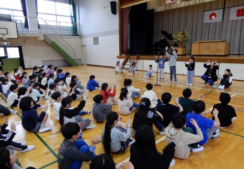 令和７年度修了式・離任式（3月23日）