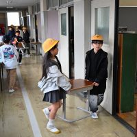 教室移動で引っ越し（3月18日）