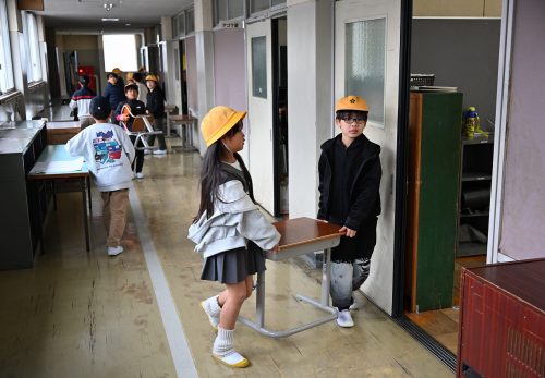 教室移動で引っ越し（3月18日）