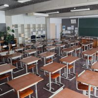 美術「デザイン『形と色の構成』」