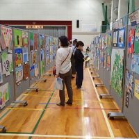 保護中: 「金華文化祭」に岐阜小児童の作品展示とステージ発表