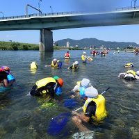 保護中: 校外学習「長良川の体験活動」