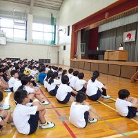 【全校集会】９．２％の人にも幸せな社会を