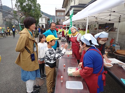 保護中: 【ふるさとふれあいフェスタ】ミッション後・昼食タイム！