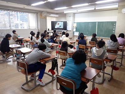 保護中: いじめを見逃さない日（２月）