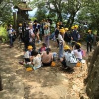保護中: 【速報】５年生・瞑想の小道・元気に登頂！