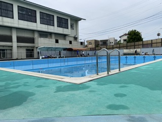 保護中: 【５・６年生】プール掃除