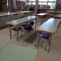保護中: シェイクアウト訓練