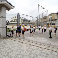 保護中: 【３年生】夏休み明け・２日目の朝「あいさつ」活動