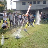 保護中: ふるさとスクール（高学年）「ペットボトルロケット」発射！