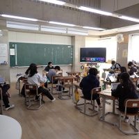 保護中: 子どもたちの対話が紡ぐ「深い学び」の時間