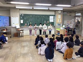 保護中: １年生が大活躍！あたたかな新入生説明会の様子