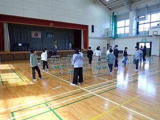 保護中: 頼もしい５年生！入学説明会会場設営ボランティア