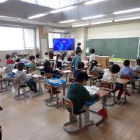 感染状況の変化と花粉症の症状について（2/16）