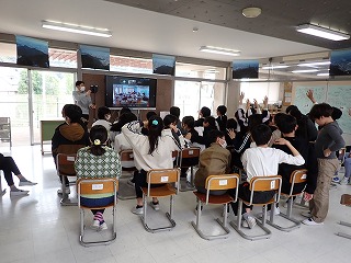 藍川北学園とオンライン発表交流　― 学びをつなぎ、地域の未来を考える ―