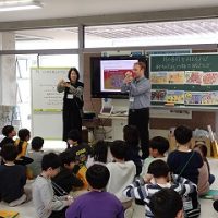 保護中: 真剣勝負！英語で楽しむ「12か月カルタ」ゲーム