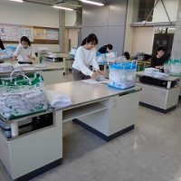 環境整備サポーターの皆様に心から感謝──白衣修繕のご協力ありがとうございました