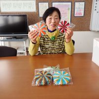 心あたたまる贈り物 ― アクリルたわし