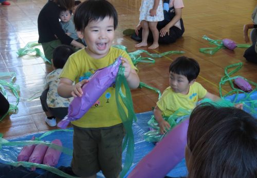 未就園児の会（ひまわりくらぶ）運動会ごっこ