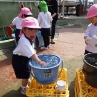 ひまわり組（3歳児）今週の一場面