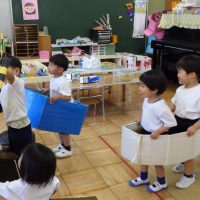 ひまわり組（3歳児）今週の一場面