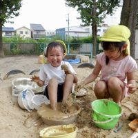 年中組（４歳児）　今週の１場面