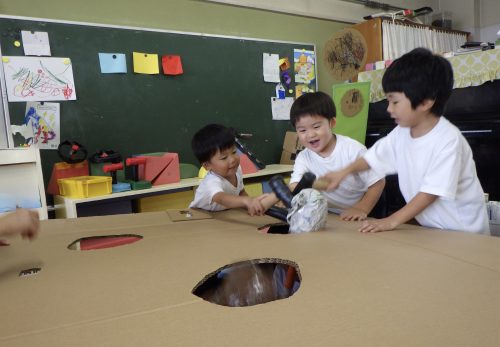 ひまわり組（３歳児）今週の一場面
