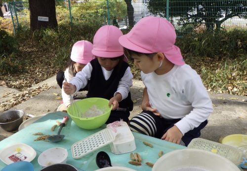ひまわり組（３歳児）今週の一場面