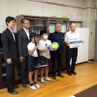 贈呈式（岐阜信用金庫加納支店様、株式会社HNC様より）