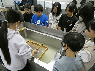 うだつのあがる町並みと美濃和紙の里会館見学