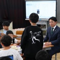 市長訪問（給食時間）