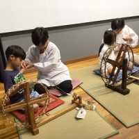 子ども歴史講座「たぬきの糸車」（１年生）