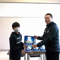 サッカーボールの寄贈