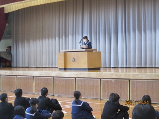 ２学期終業式　生徒代表の話　前川芽依さん