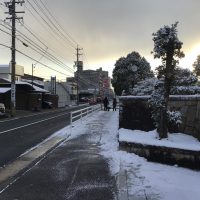 雪の朝に