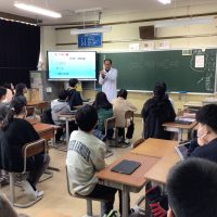 ６年生薬物乱用防止教室