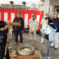 5年生　餅つき体験会