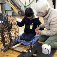 【１年生】国語「たぬきの糸車」出前授業