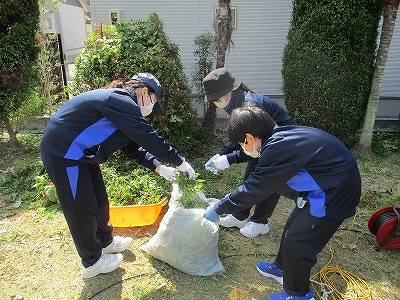 早田観世音堂の清掃ボランティアに参加しました