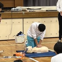 令和６年10月29日（月）　２年生救命救急講習