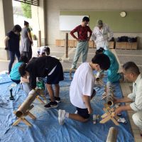 令和７年10月18日（土）　美術クラブ竹灯籠制作