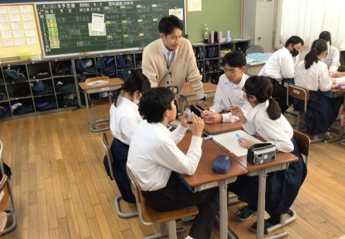 令和７年12月１日（月）セイザンMIRAI’sフェスタに向けて　〜２年生で創り出す〜