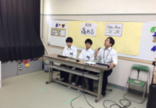 「いじめを見逃さない日」の活動が行われました。