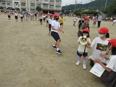 こだま　みんなで楽しく遊びます